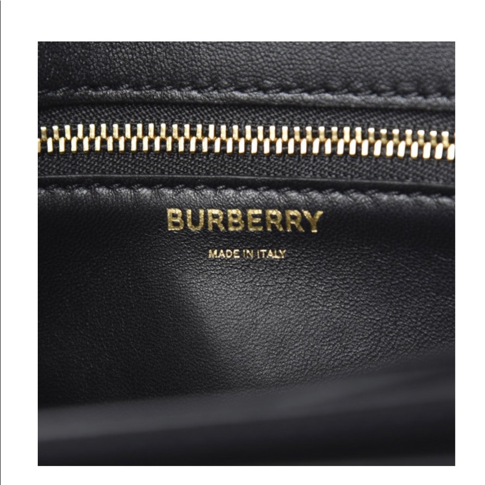 SOLD!!! Burberry Monogrammed small TB bag - Picture 4 of 4